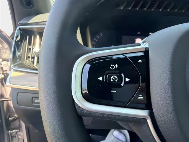 2026 Volvo XC90 Plus, B6 AWD Gas (mild hybrid), Gasoline, Bright, 7 Seats