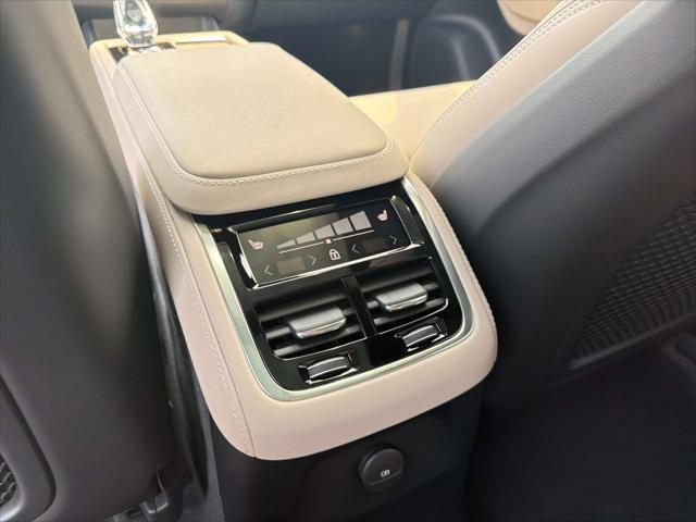 2026 Volvo XC90 Plug-In Hybrid Ultra, T8 AWD, Electric/Gasoline, Bright, 7 Seats