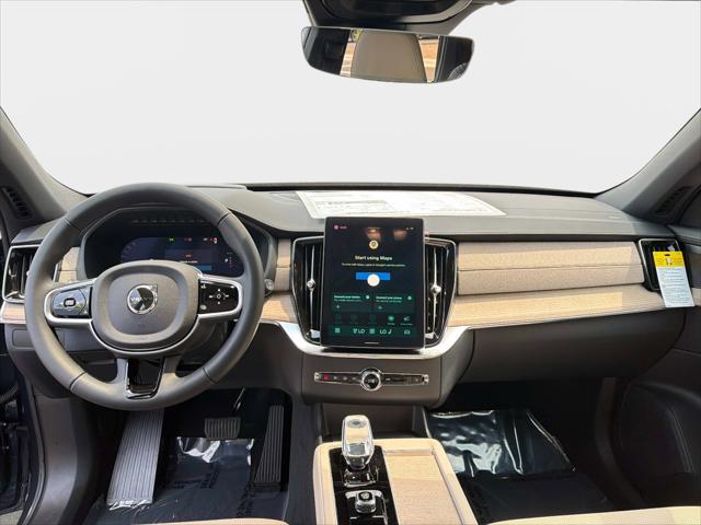 2026 Volvo XC90 Plug-In Hybrid Ultra, T8 AWD, Electric/Gasoline, Bright, 7 Seats