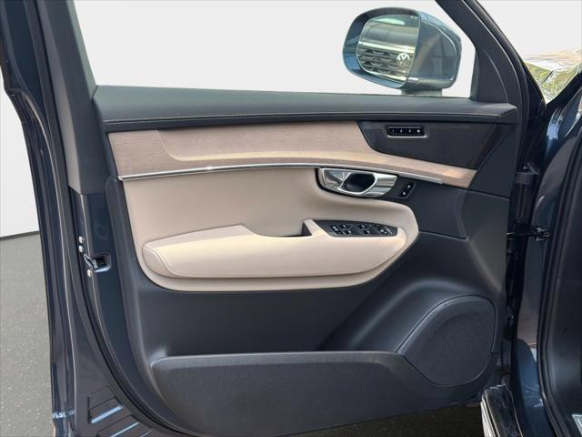 2026 Volvo XC90 Plug-In Hybrid Ultra, T8 AWD, Electric/Gasoline, Bright, 7 Seats