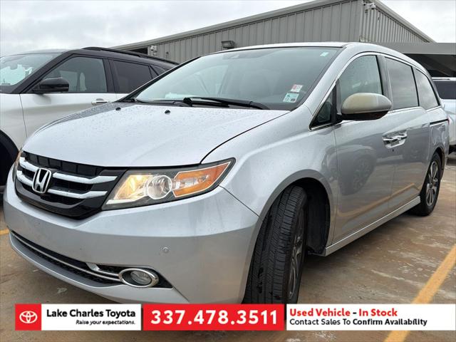 2014 Honda Odyssey Touring's photo