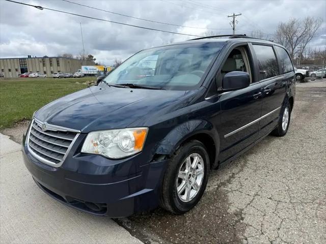 2009 Chrysler Town & Country Touring for sale in Flint, MI