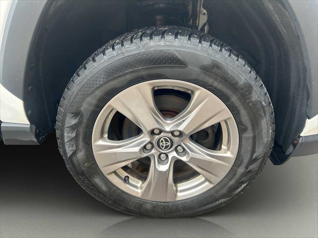 2022 Toyota RAV4 Hybrid LE