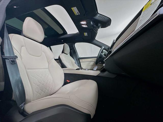 2026 Volvo XC90 Plug-In Hybrid Plus, T8 AWD, Electric/Gasoline, Bright, 7 Seats