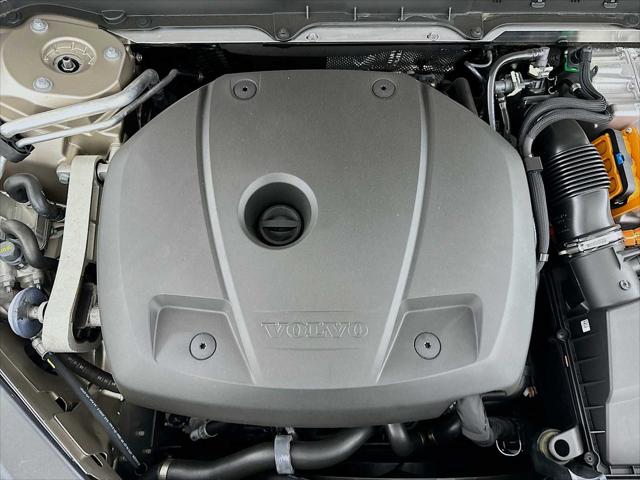 2026 Volvo XC90 Plug-In Hybrid Plus, T8 AWD, Electric/Gasoline, Bright, 7 Seats