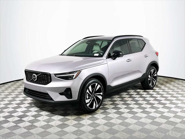 2026 Volvo XC40 Ultra, B5 AWD Gas (mild hybrid), Dark