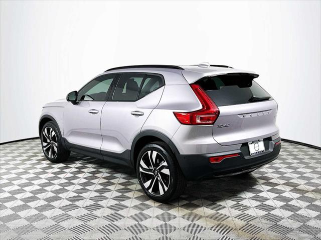 2026 Volvo XC40 Ultra, B5 AWD Gas (mild hybrid), Dark