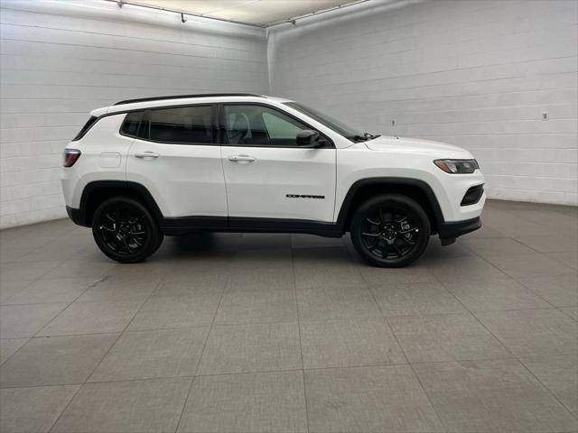 2026 Jeep Compass COMPASS LATITUDE ALTITUDE 4X4 2026 Jeep Compass COMPASS LATITUDE ALTITUDE 4X4