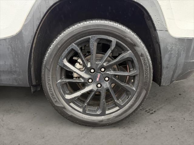 2023 GMC Terrain AWD SLT