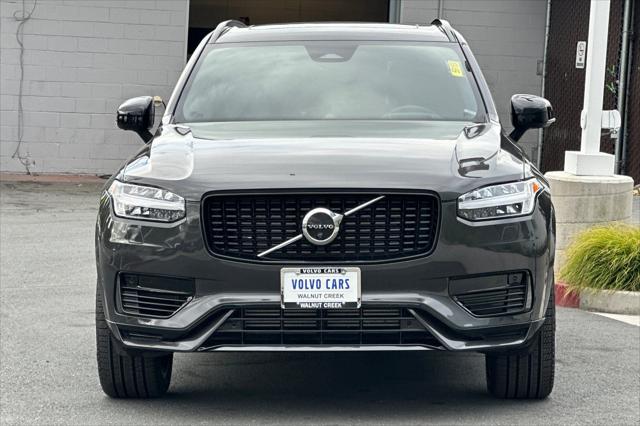 2023 Volvo XC90 Recharge T8 Ultimate Dark Theme 7-Seater