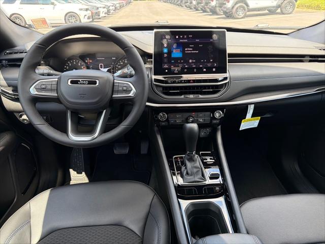 2026 Jeep Compass COMPASS LATITUDE ALTITUDE 4X4 2026 Jeep Compass COMPASS LATITUDE ALTITUDE 4X4