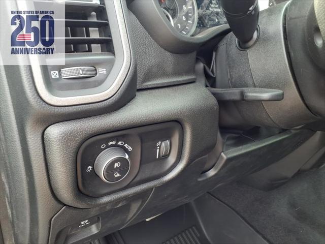2026 Ram 1500 Warlock Crew Cab 4x4 5'7" Box