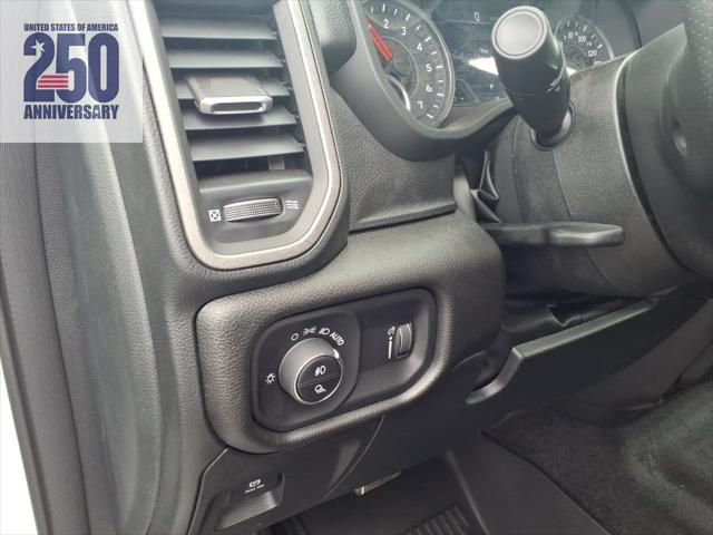 2026 Ram 1500 Warlock Crew Cab 4x4 5'7" Box