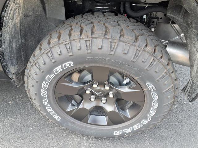 2026 Ram 1500 Warlock Crew Cab 4x4 5'7" Box
