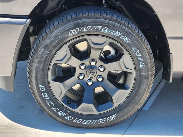 2026 Ram 1500 Express Crew Cab 4x4 57 Box