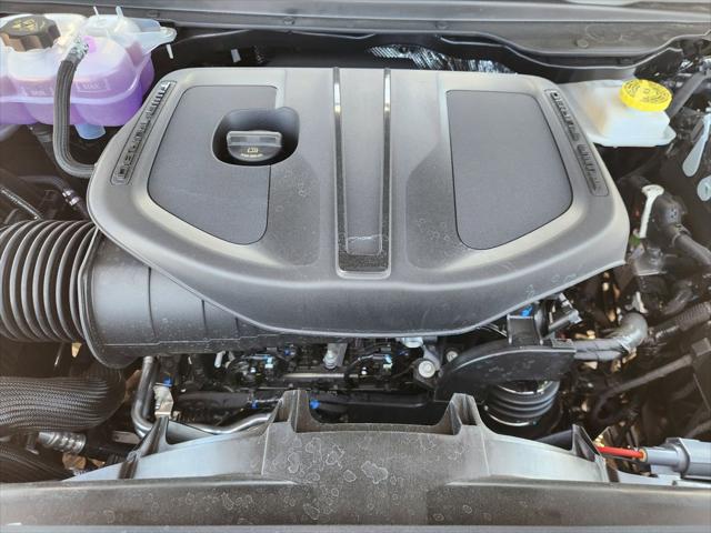 2026 Ram 1500 Express Crew Cab 4x4 57 Box