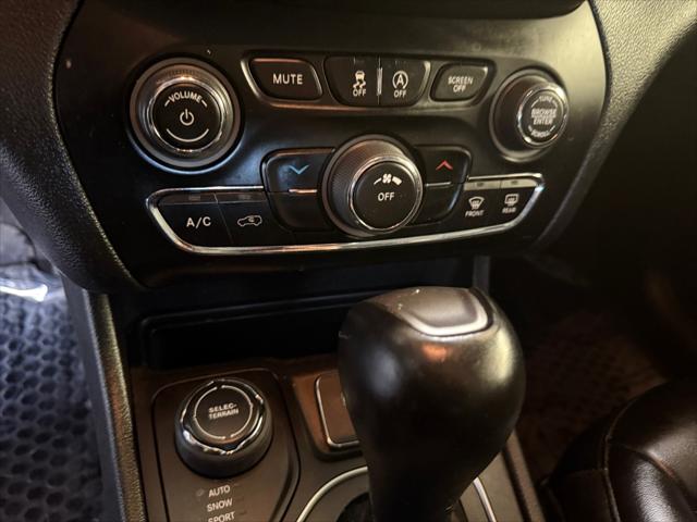 2022 Jeep Cherokee X 4x4