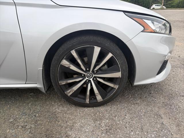 2020 Nissan Altima SR FWD