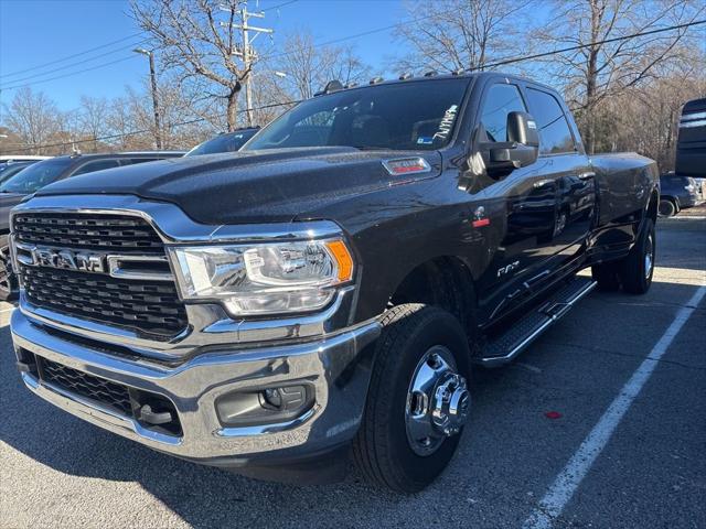 2024 RAM 3500 Big Horn Crew Cab 4x4 8 Box