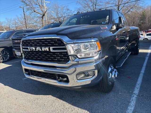 2024 RAM 3500 Big Horn Crew Cab 4x4 8 Box