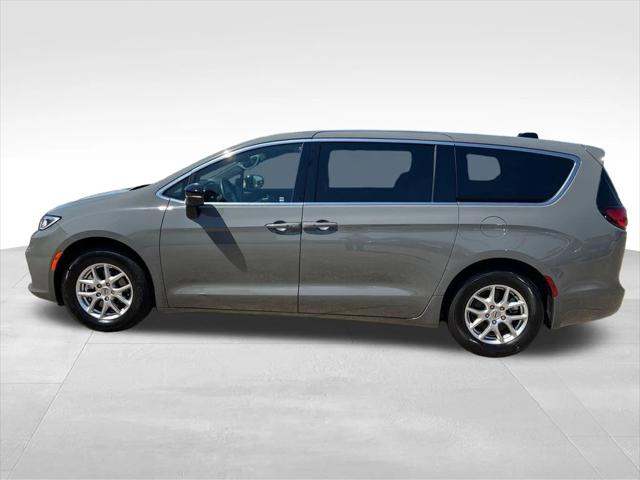 2025 Chrysler Pacifica Select 2025 Chrysler Pacifica Select