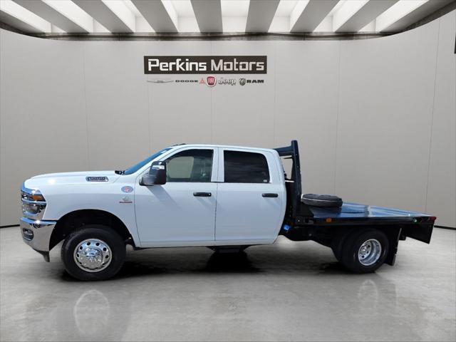 2026 RAM Ram 3500 Chassis Cab RAM 3500 TRADESMAN CREW CAB CHASSIS 4X4 60 CA