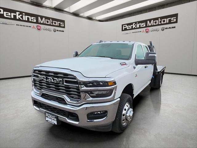 2026 RAM Ram 3500 Chassis Cab RAM 3500 TRADESMAN CREW CAB CHASSIS 4X4 60 CA