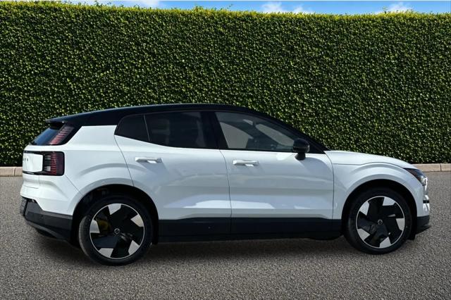 2026 Volvo EX30 Plus Twin Motor Performance, Fully electric