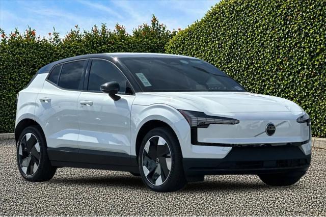 2026 Volvo EX30 Plus Twin Motor Performance, Fully electric