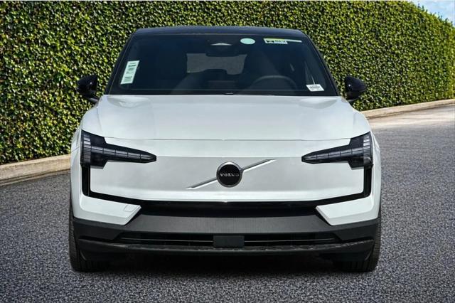 2026 Volvo EX30 Plus Twin Motor Performance, Fully electric