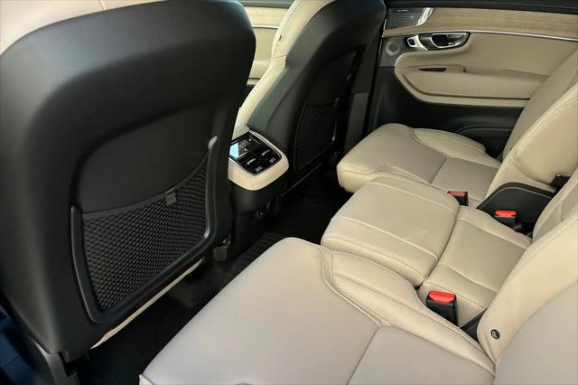 2026 Volvo XC90 Ultra, B5 AWD Gas (mild hybrid), Gasoline, Bright, 7 Seats