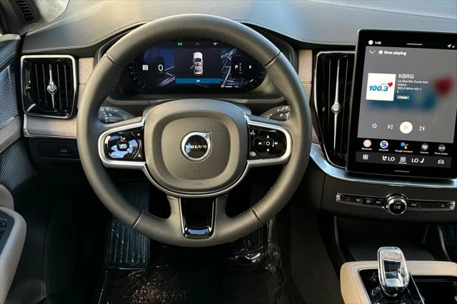 2026 Volvo XC90 Ultra, B5 AWD Gas (mild hybrid), Gasoline, Bright, 7 Seats