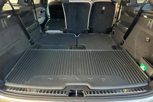 2026 Volvo XC90 Ultra, B5 AWD Gas (mild hybrid), Gasoline, Bright, 7 Seats