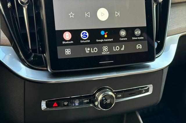 2026 Volvo XC90 Ultra, B5 AWD Gas (mild hybrid), Gasoline, Bright, 7 Seats