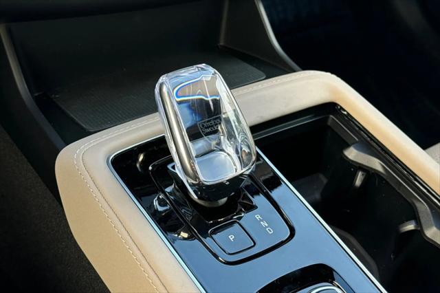 2026 Volvo XC90 Ultra, B5 AWD Gas (mild hybrid), Gasoline, Bright, 7 Seats