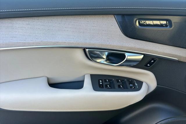 2026 Volvo XC90 Plus, B6 AWD Gas mild hybrid, Gasoline, Bright, 7 Seats