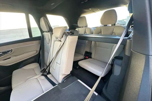2026 Volvo XC90 Plus, B6 AWD Gas mild hybrid, Gasoline, Bright, 7 Seats