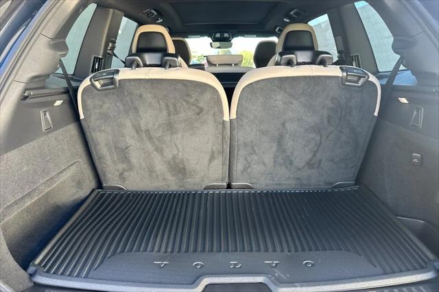 2026 Volvo XC90 Plus, B6 AWD Gas mild hybrid, Gasoline, Bright, 7 Seats
