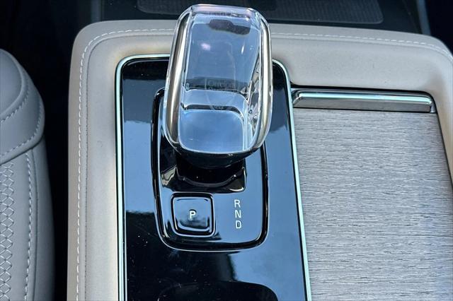2026 Volvo XC90 Plus, B6 AWD Gas mild hybrid, Gasoline, Bright, 7 Seats