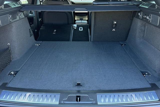 2024 Land Rover Range Rover Velar P250 Dynamic SE