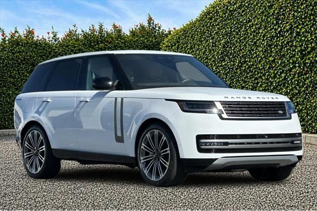 2026 Land Rover Range Rover P530 SE