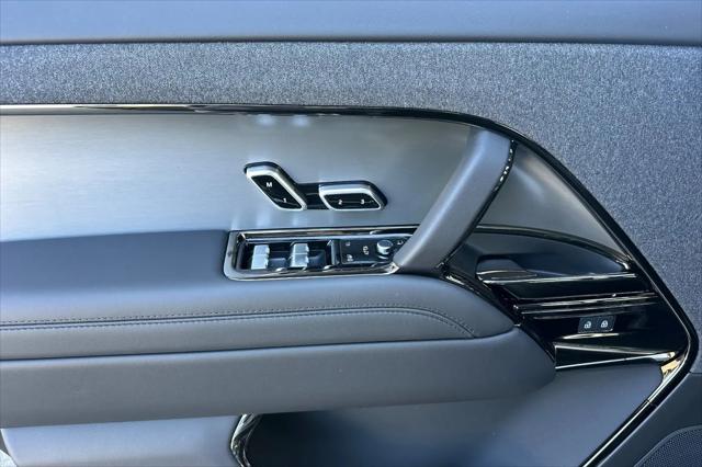 2026 Land Rover Range Rover Sport P360 SE