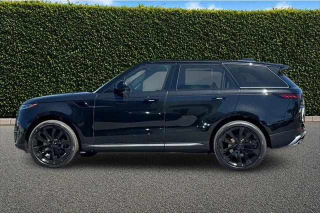 2026 Land Rover Range Rover Sport P360 SE