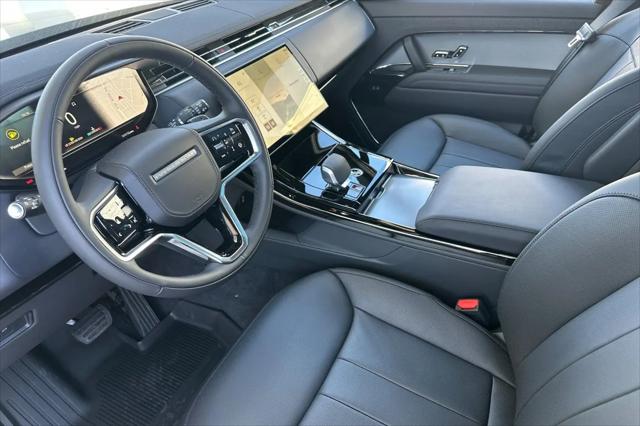 2026 Land Rover Range Rover Sport P360 SE