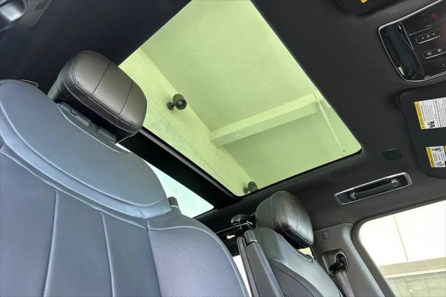 2026 Land Rover Range Rover Sport P360 SE