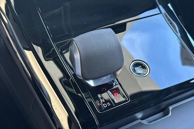 2026 Land Rover Range Rover Sport P360 SE