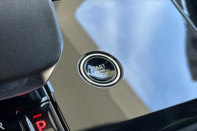 2026 Land Rover Range Rover Sport P360 SE