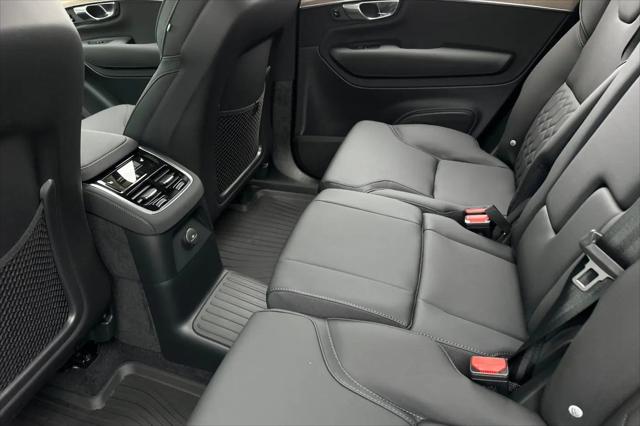 2025 Volvo XC90 Plug-In Hybrid T8 Plus 7-Seater