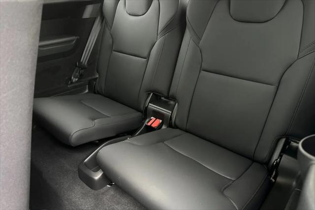 2025 Volvo XC90 Plug-In Hybrid T8 Plus 7-Seater