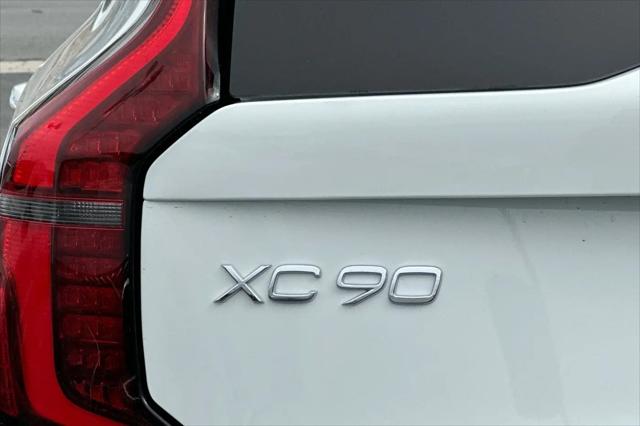 2025 Volvo XC90 Plug-In Hybrid T8 Plus 7-Seater